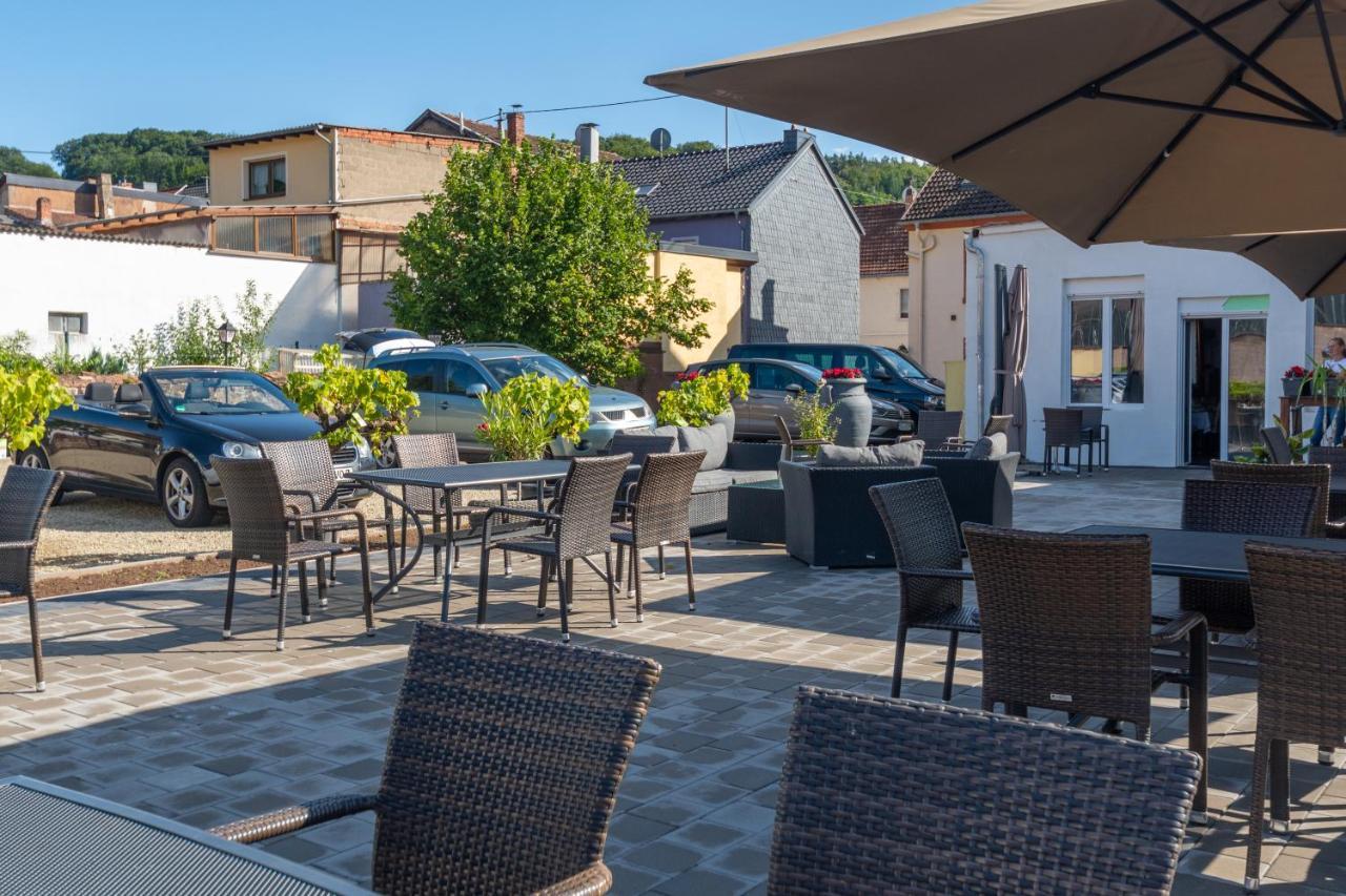 Hotel Mettlacher Hof Eksteriør billede